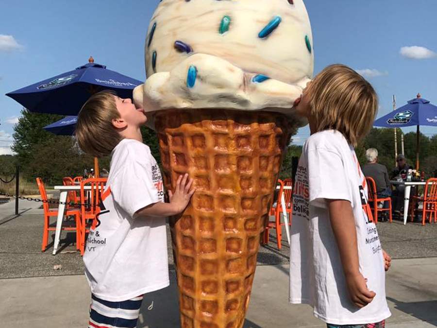 kids eating a pretend cone